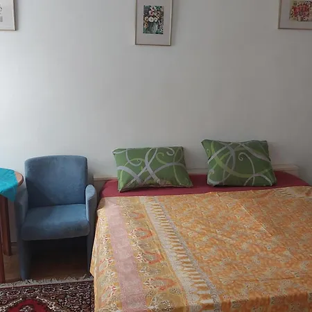1 Zimmerwohnung Im Herzen Von